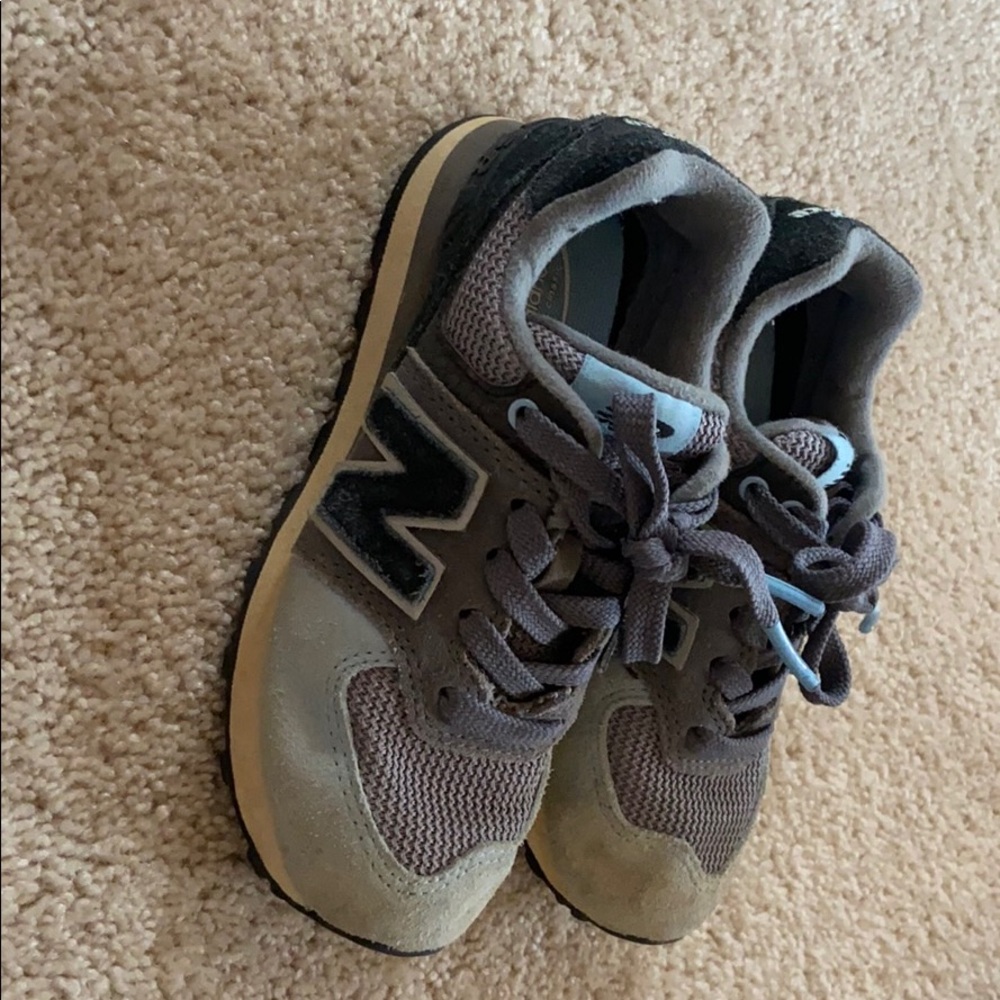 New balance shoes